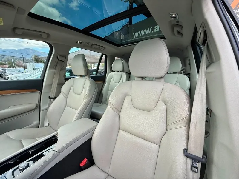 Volvo XC90 B6 AWD 2.0 foto 15
