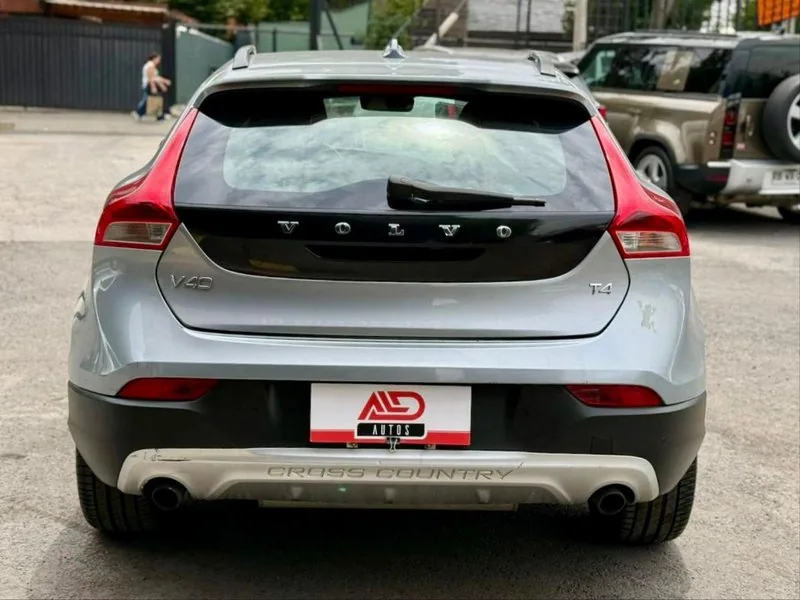 Volvo V40 CROSS COUNTRY T4 foto 5