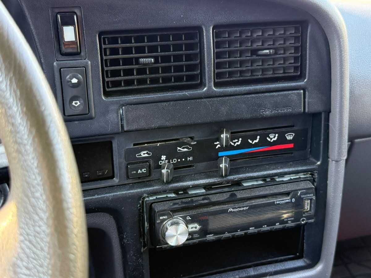 Toyota Hilux foto 14