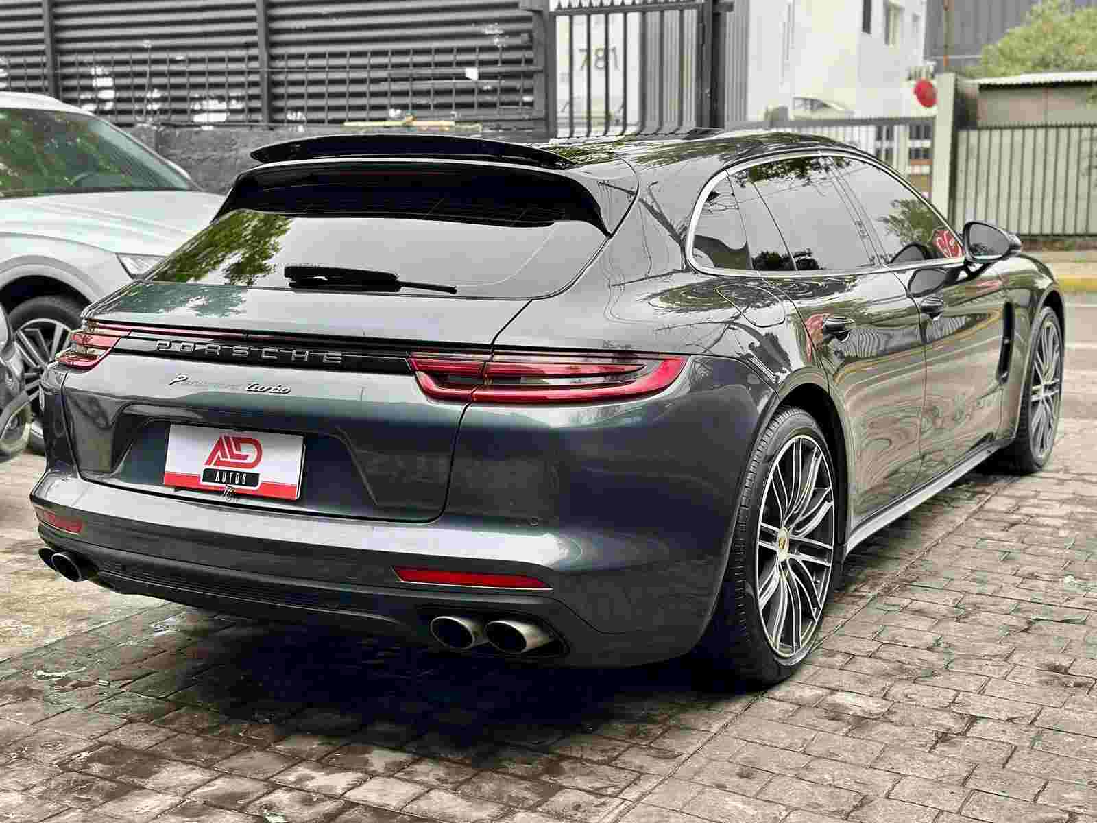 Porsche Panamera foto 7