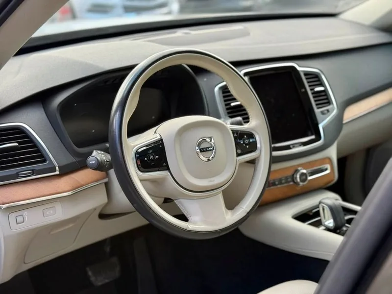 Volvo XC90 B6 AWD 2.0 foto 7