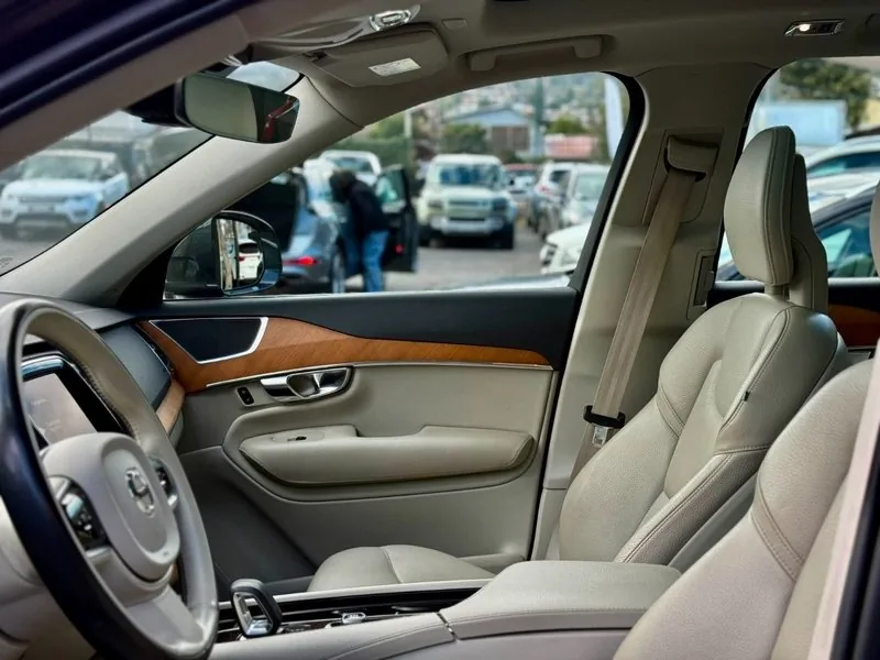 Volvo XC90 B6 AWD 2.0 foto 16