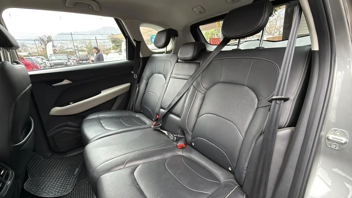 Chevrolet Captiva LTZ foto 18