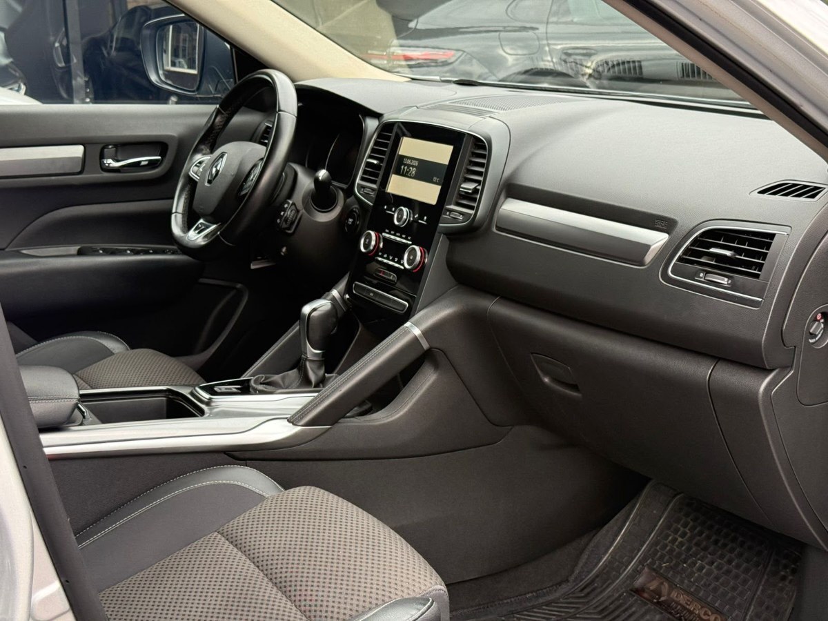 Renault Koleos Dynamique CVT 2.5 foto 14
