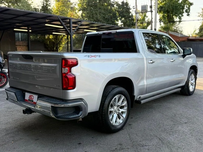 Chevrolet SILVERADO LTZ 5.3 foto 4