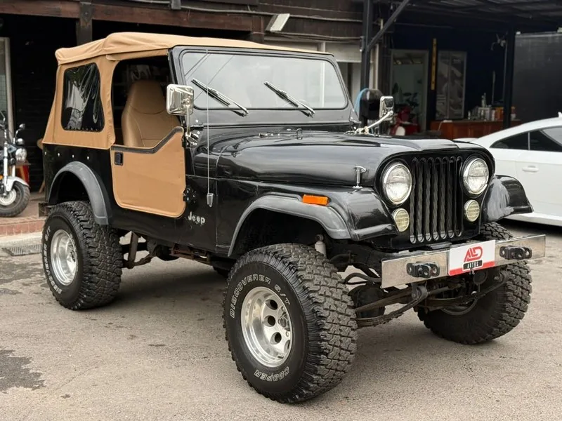 Jeep CJ7 AT V8 5.7 foto 3