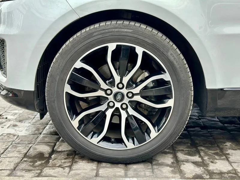 Land Rover RANGE ROVER SPORT foto 7