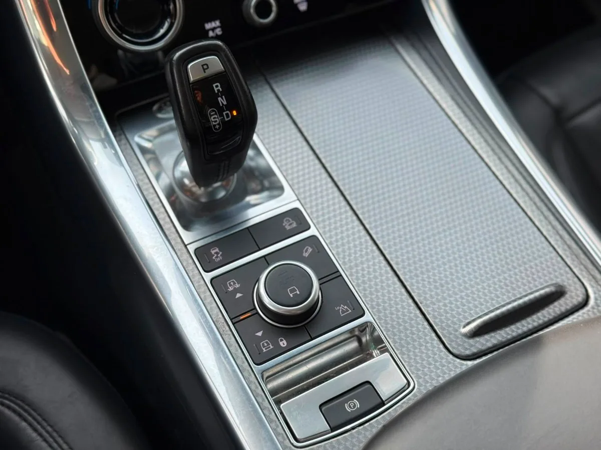 Land Rover Range Rover Sport foto 15