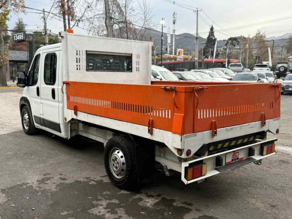 PEUGEOT BOXER 2.0 HDI foto 7