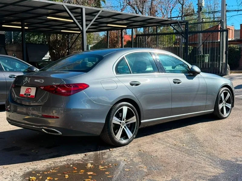 Mercedes-Benz C200 foto 4