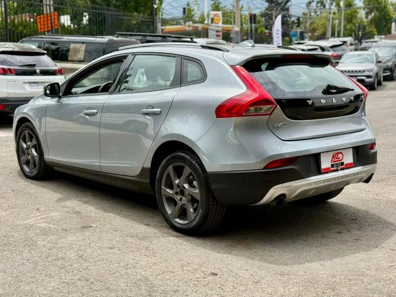Volvo V40 CROSS COUNTRY T4 foto 6
