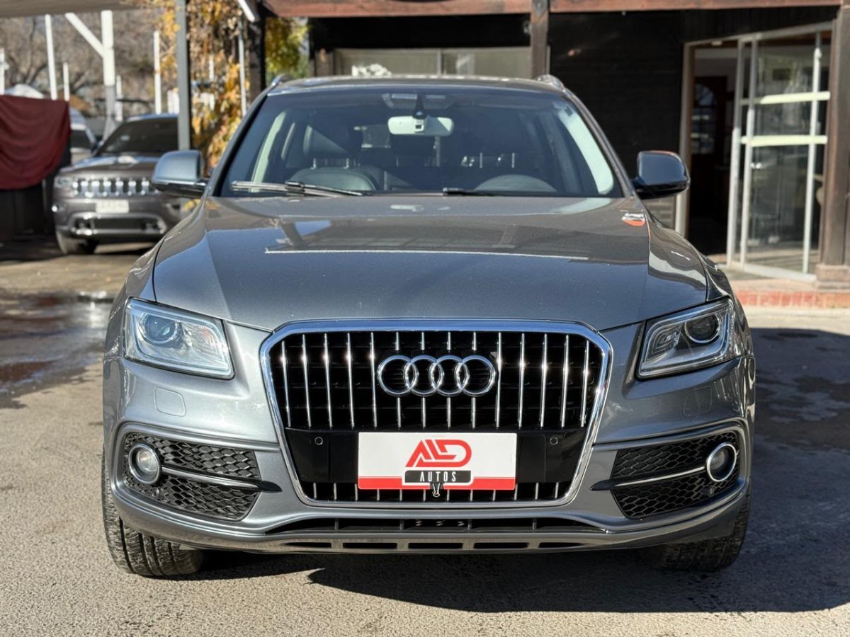 Audi Q5 3.0T S Line Quattro foto 1