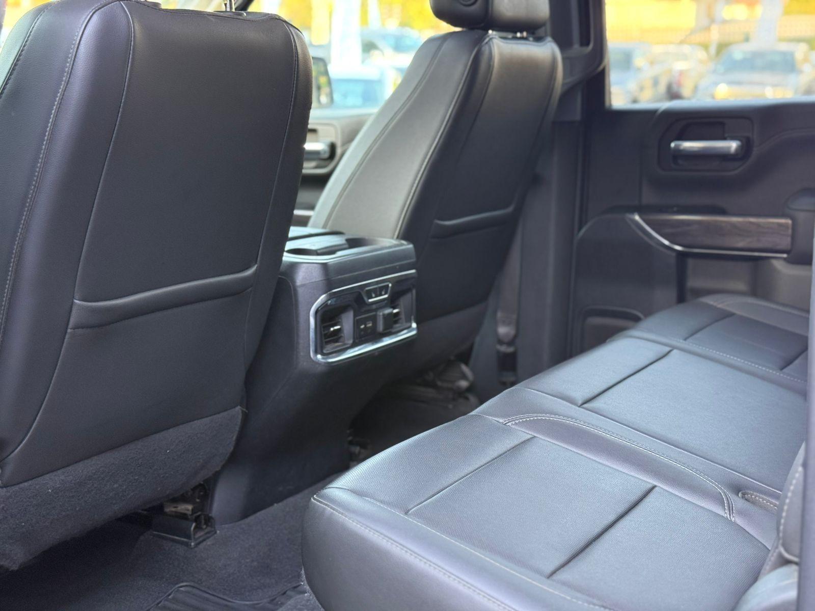 Chevrolet Silverado LTZ foto 16