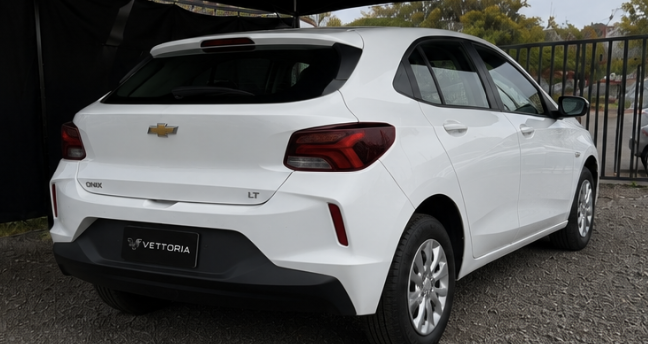 Chevrolet Onix foto 3