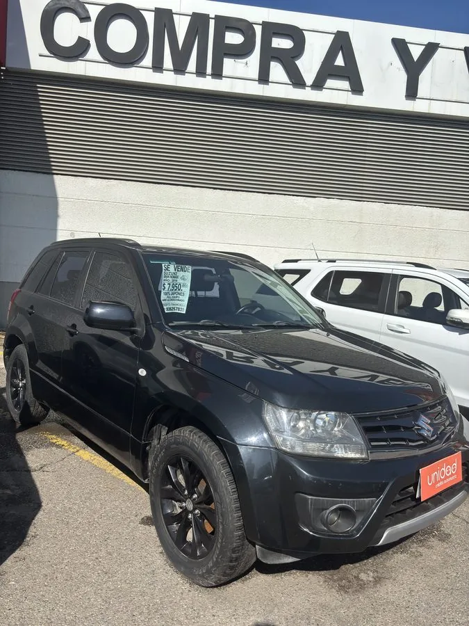 Suzuki Grand Vitara foto 2