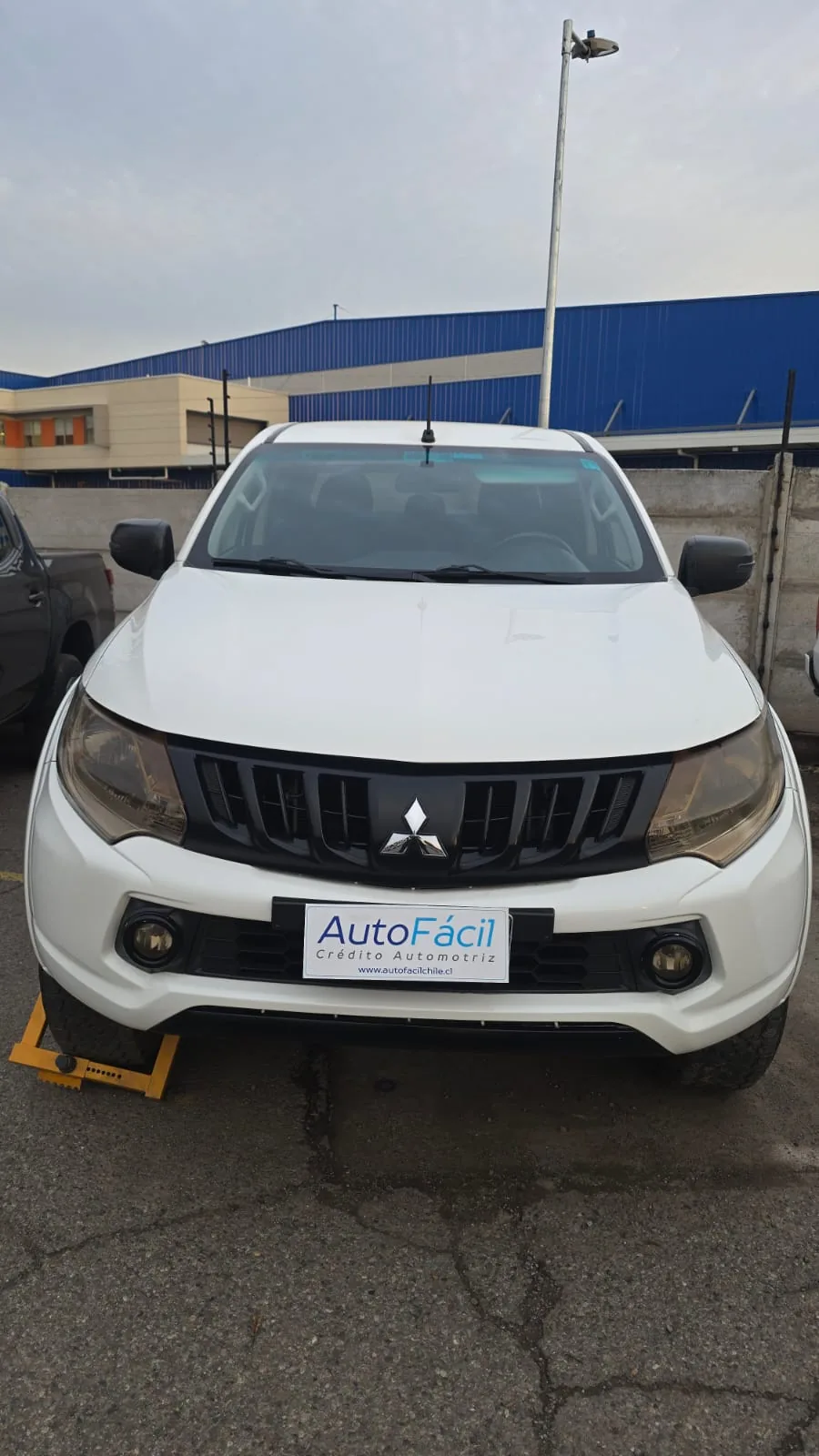 Mitsubishi L200 Dakar 4x4 foto 2