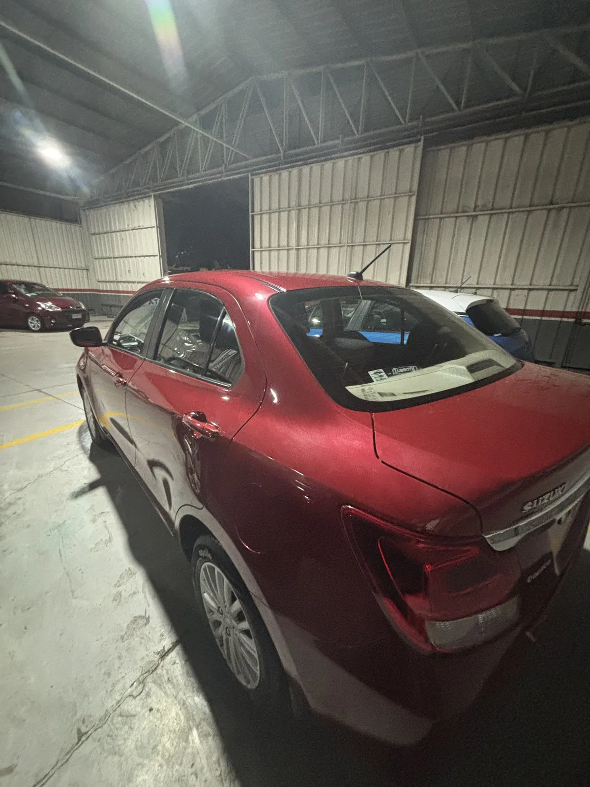 Suzuki Dzire foto 6