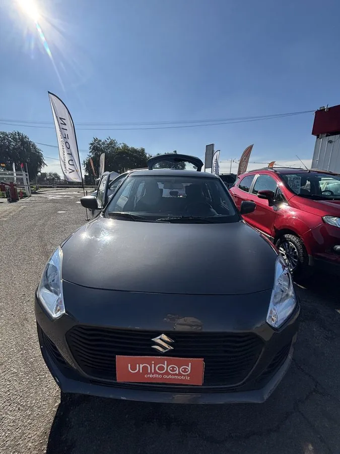 Suzuki Swift foto 2