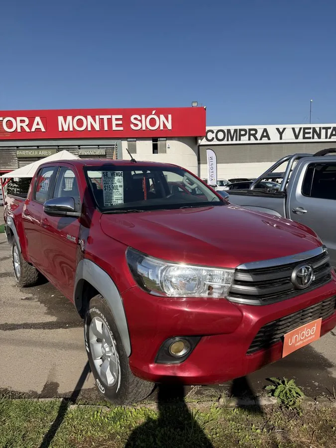 Toyota Hilux foto 3