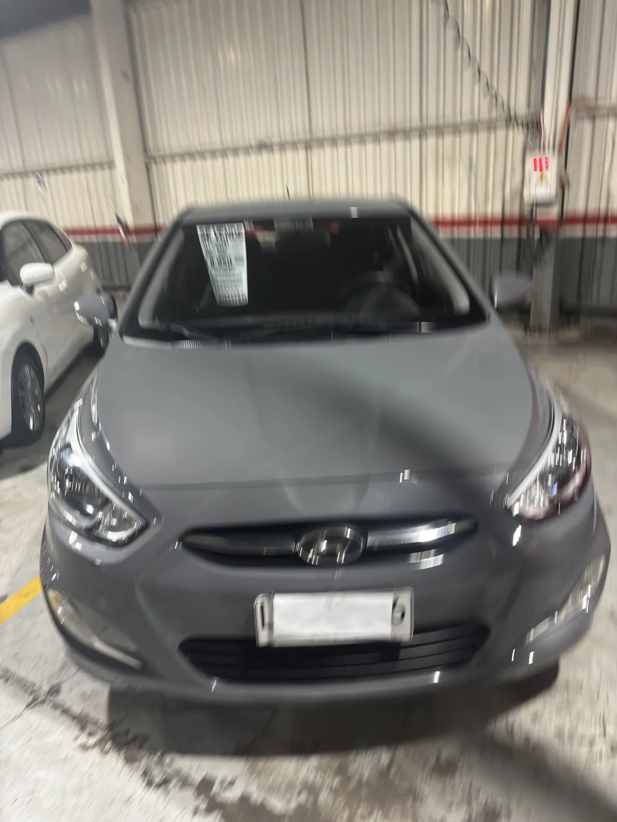 Hyundai Accent foto 2