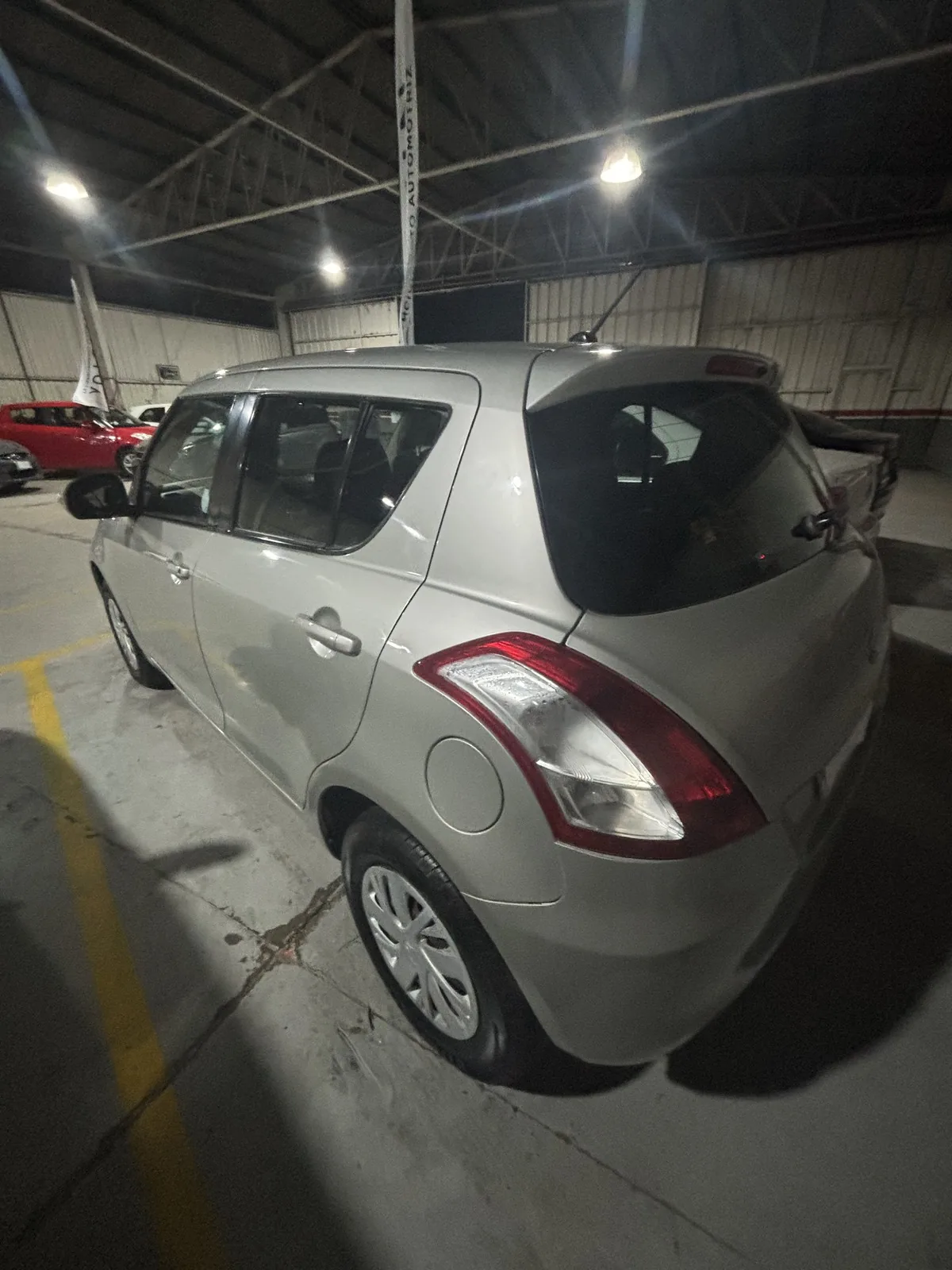 Suzuki Swift foto 6