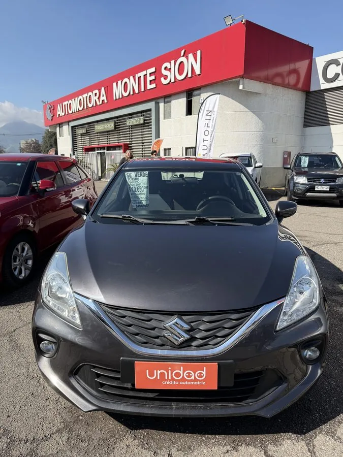 Suzuki Baleno foto 2
