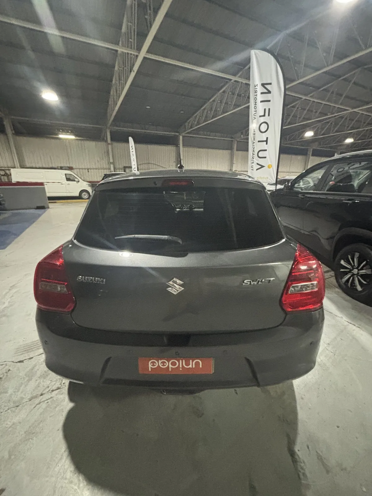 Suzuki Swift foto 2