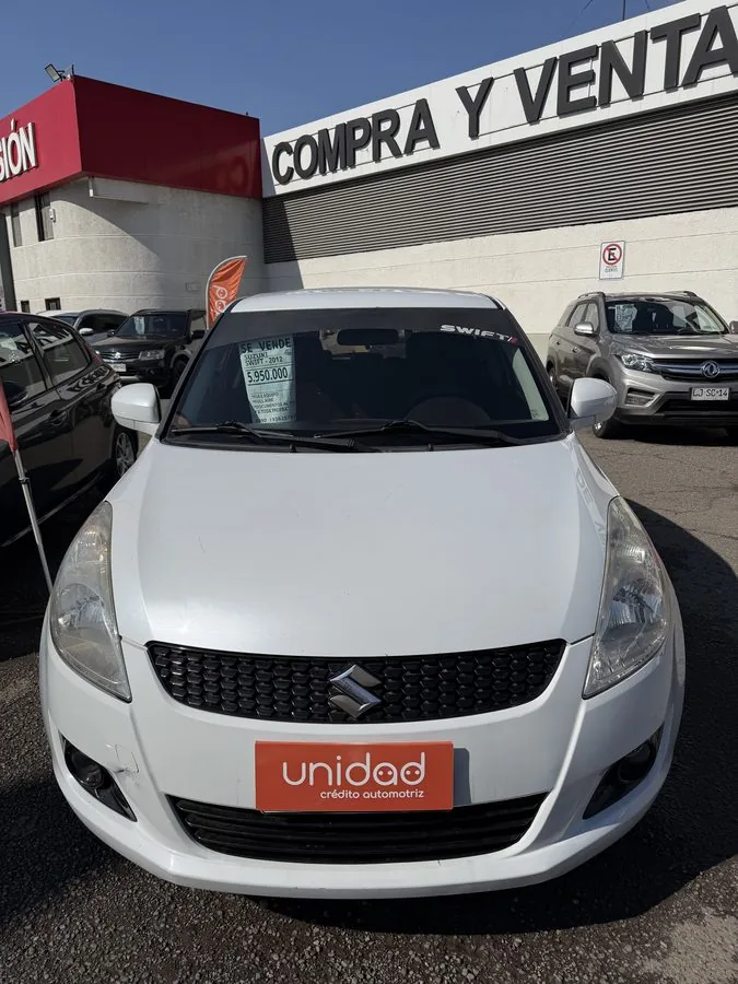 SUZUKI SWIFT foto 2