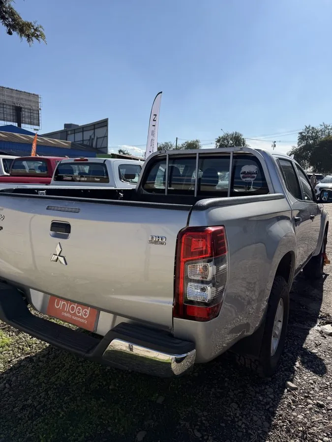 Mitsubishi L200 DID foto 1