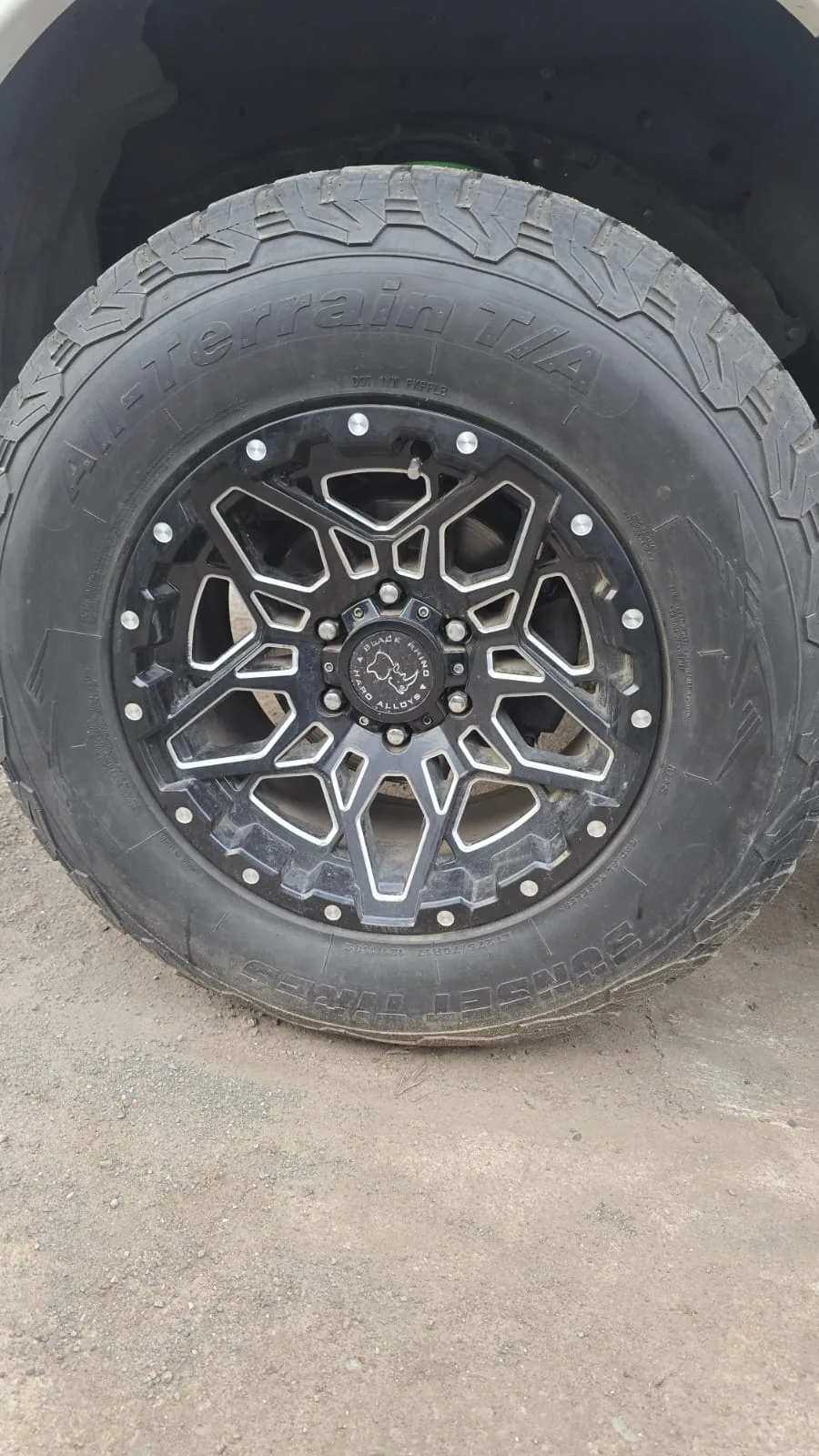 Mitsubishi L200 Dakar 4x4 foto 18
