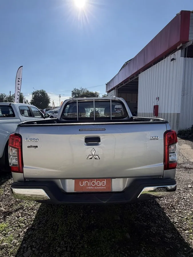 Mitsubishi L200 DID foto 2