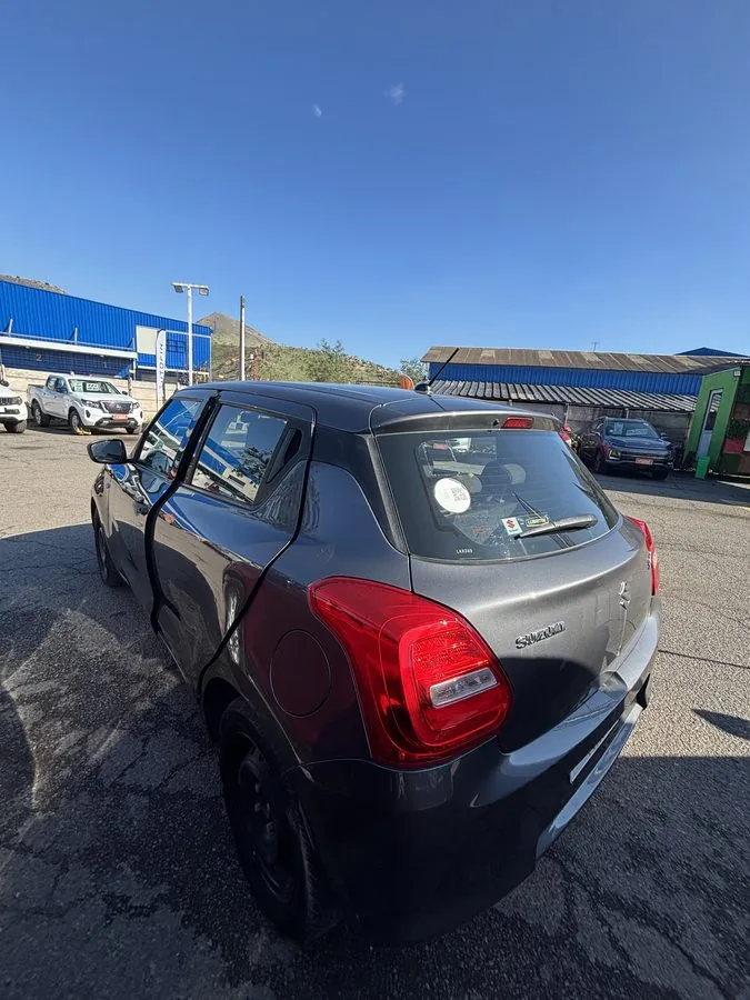 Suzuki Swift foto 6