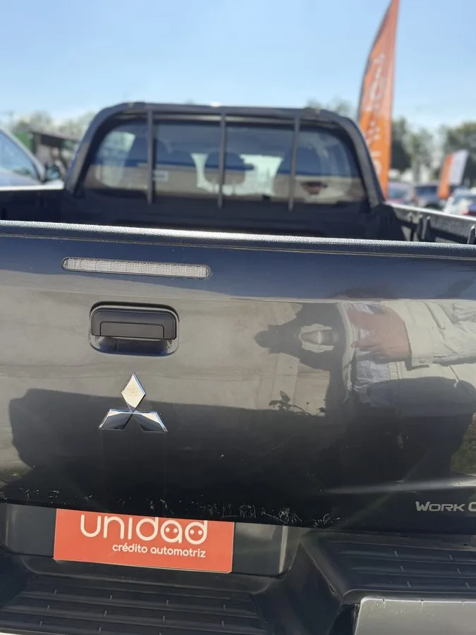Mitsubishi L200 foto 5