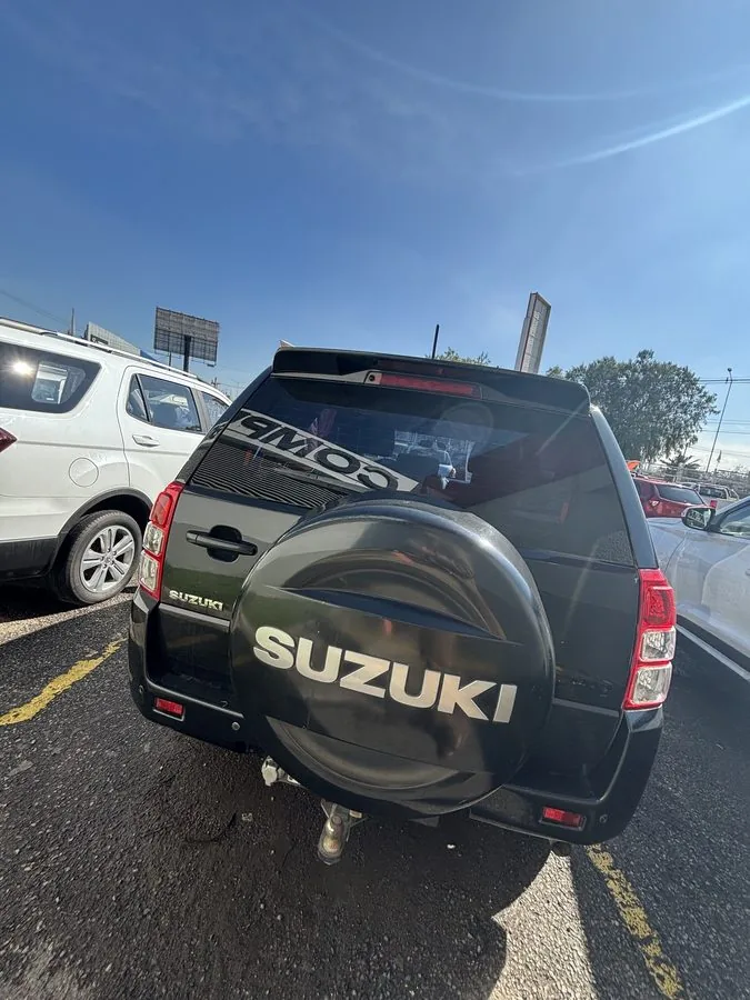 Suzuki Grand Vitara foto 3