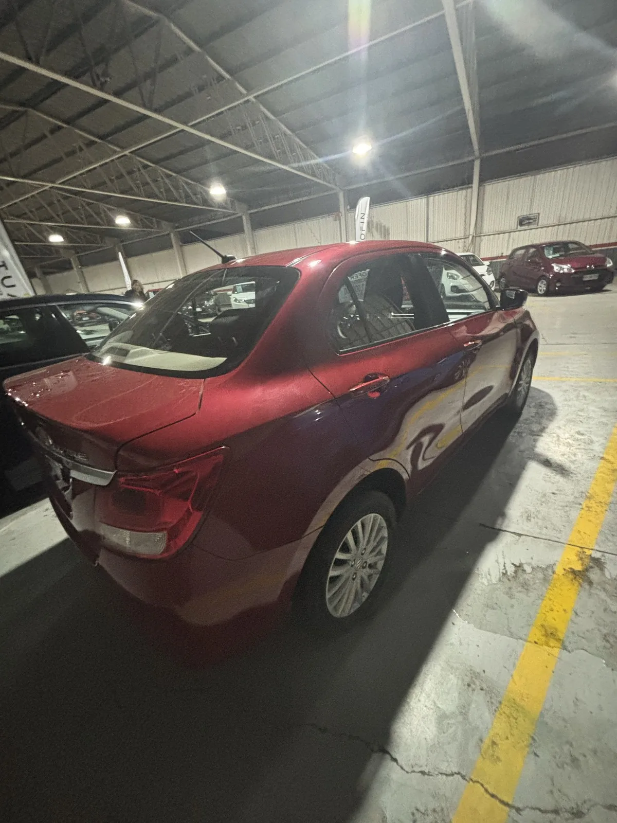 Suzuki Dzire foto 4