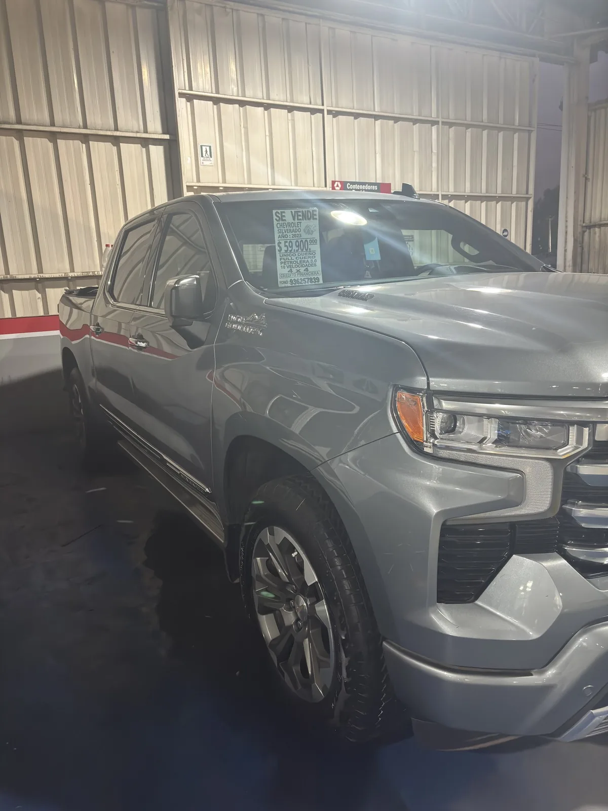 Chevrolet Silverado 1500 foto 3