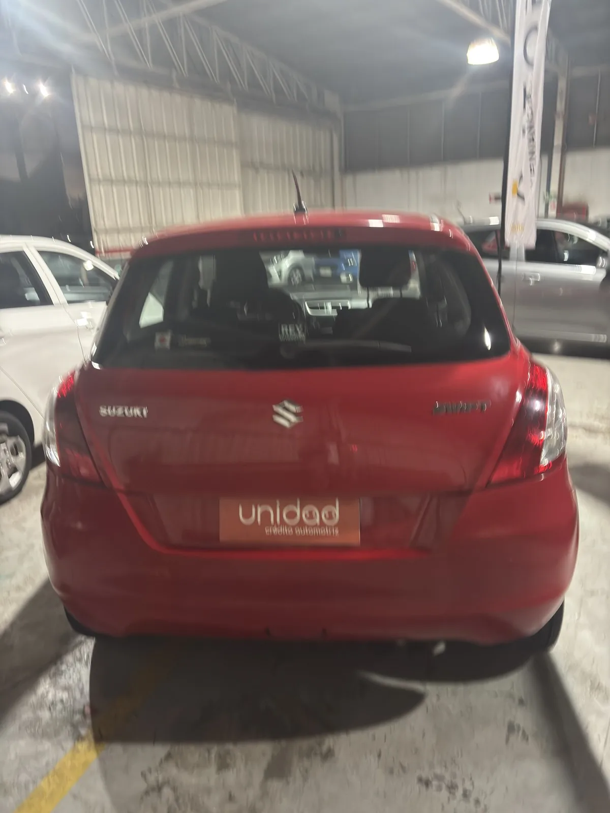 Suzuki Swift foto 5