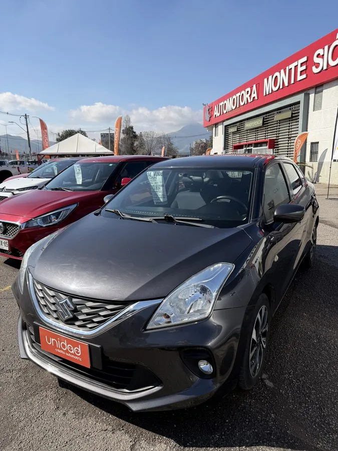 Suzuki Baleno foto 1