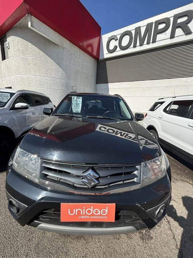 Suzuki Grand Vitara foto 1
