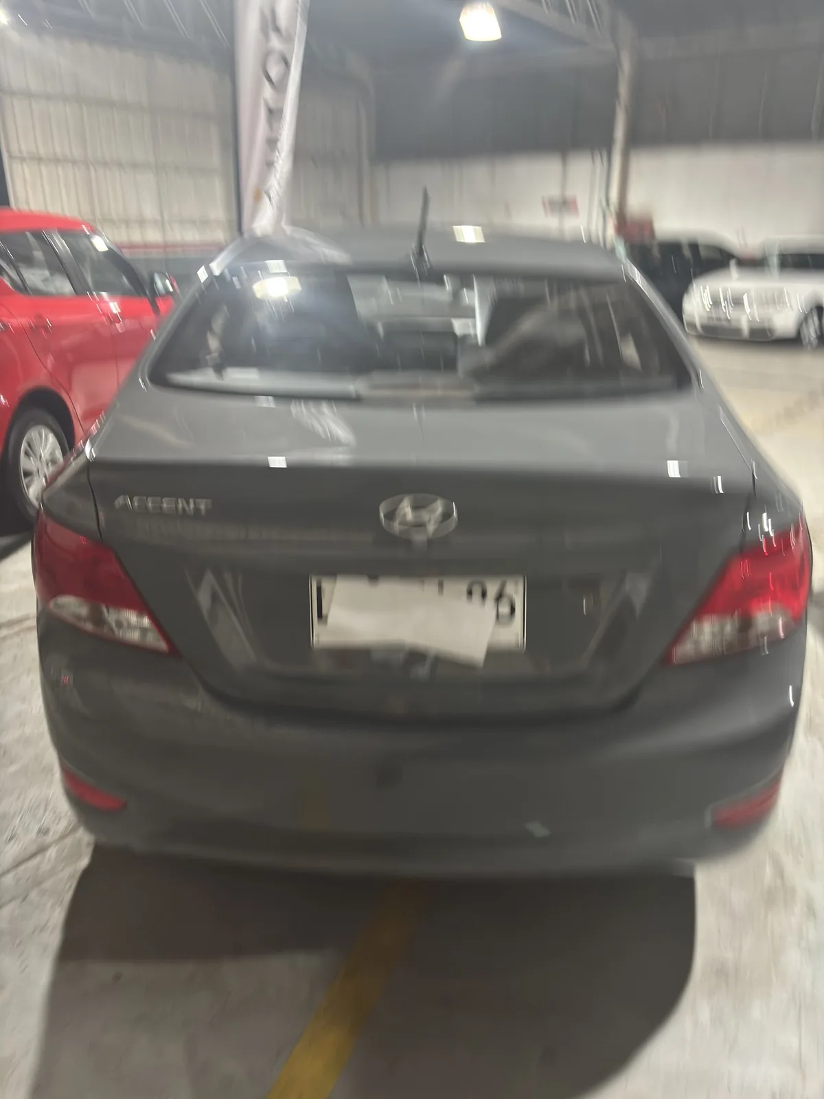 Hyundai Accent foto 5