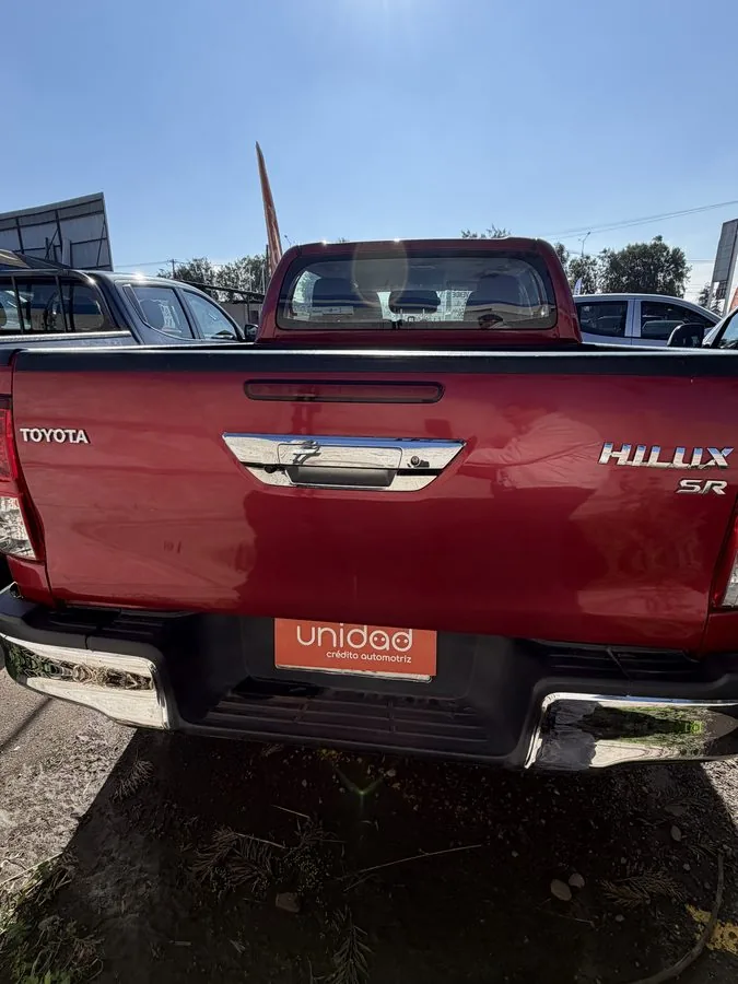 Toyota Hilux foto 14